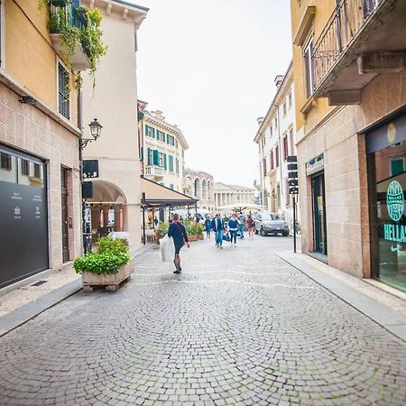 Italianflat - La Residenza Del Cantante Verona Eksteriør bilde